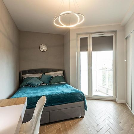 B&W Luxurious Apartment In The Center Of Breslau Exterior foto