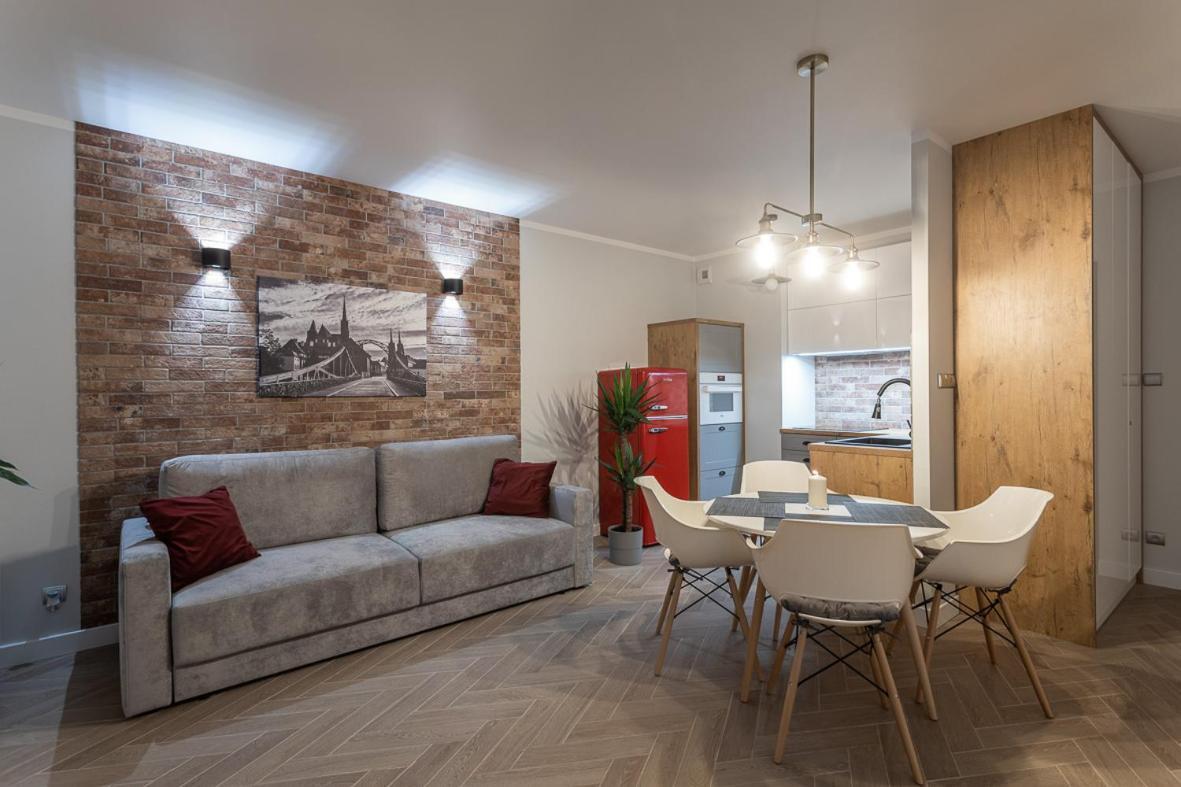 B&W Luxurious Apartment In The Center Of Breslau Exterior foto
